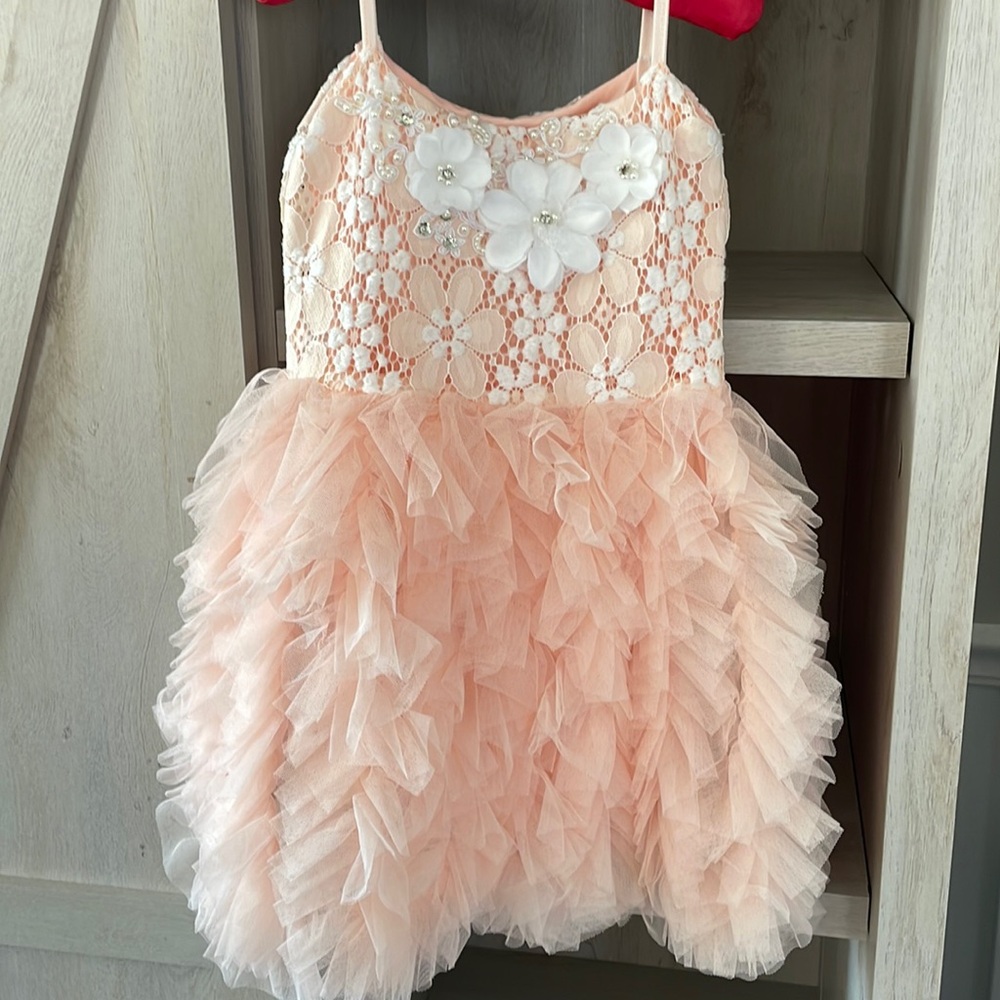 Girls blush pink dress size 4